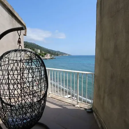 La Maison Sur La Plage * 브란도