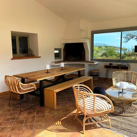 La Maison Sur La Plage- Nouvelle Deco Pour 2025! Bonifacio (Corsica)